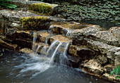 Kleiner Wasserfall