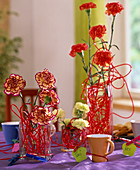 Decoration with household accessories
