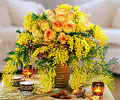 Bouquet with roses 'Ambience' and with Acacia (mimosa)