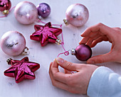 Hanging basket mit Weihnachtsstern (2/3)