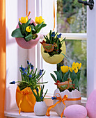 Ceramic eggs with tulipa (yellow tulips)