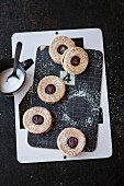 Vegan jammy dodgers with cranberry filling