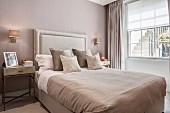 Elegant bedroom in shades of champagne