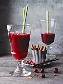 Cranberry punch with pear and ginger