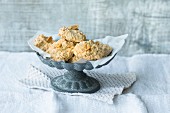 Quick and easy peanut macaroons