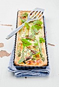 Quiche with green asparagus