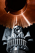 Gears and cogs with ball bearings
