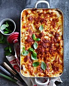 Lasagne al forno (Nudelauflauf mit Fleischsauce, Italien)