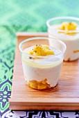 Pannacotta mit Ananas