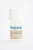 MolluDab treatment for molluscum contagiosum
