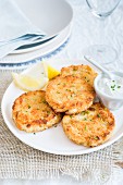 Crab cakes with a yoghurt dip