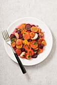 Tricolore carrot salad with garlic