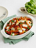 Baked penne with mozzarella and peas
