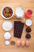 Zutaten für Schokoladenmoussetorte mit Pflaumenfüllung