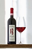 Flasche Rotwein aus Umbrien vom Gut Tenuta Bellafonte