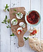 Tomato and strawberry jam with Picandou goat's cheese