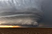 Supercell thunderstorm, Kansas, USA