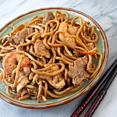 Lo Mein with beef, shrimp and chicken