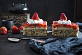 Strawberry nut cake with soy cream (vegan)