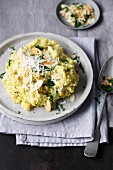 Cauliflower risotto with almonds
