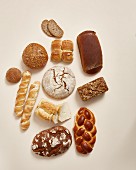 Verschiedene Brotsorten für Stullen, belegte Brote und Sandwiches