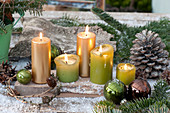 Christmas table arrangement in the first snow