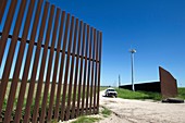 US-Mexico border fence, Texas