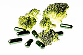 Broccoli and capsules