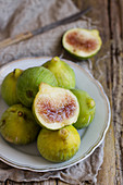Fresh figs on a vintage plate