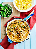 Stroganoff mushrooms with noodles and beans