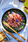 Picknicksalat mit grünen Bohnen und Rindfleisch