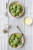 Malfatti with spinach and sage