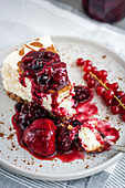Rice pudding cake with berry compote