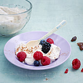 Date and berry quark for a child's breakfast