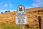 Cherhill Down Oldbury castle, National Trust sign, North Wes