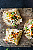 Galettes with glazed carrots