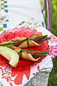 Crepe rolls with melon slices for a picnic