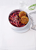 Lentil cakes with red cabbage salad (office lunch break)