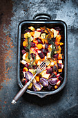 Colourful, winter, oven-roasted vegetables (vegan)