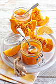 Pumpkin and oranges jam (with ginger)