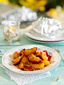 Fruit baked in foil with butter breadcrumbs
