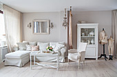 White and beige living room with vintage ambiance