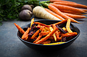 Organic vegetables chips (beetroot, carrots and parsnips)