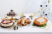 Weihnachtsbuffet mit pikanten und süssen Gerichten