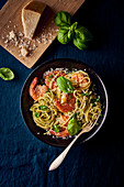 Spaghetti with pesto and prawns