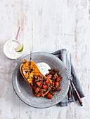 Butternut squash with spicy minced meat and lime yoghurt (low carb)