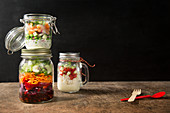 Takeaway lunches in jars