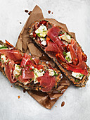 Open sandwich with Parma ham and cheese