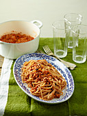 Linguine mit Sojabohnenragout und Shiitake