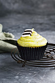 Licorice and pistachio cupcakes